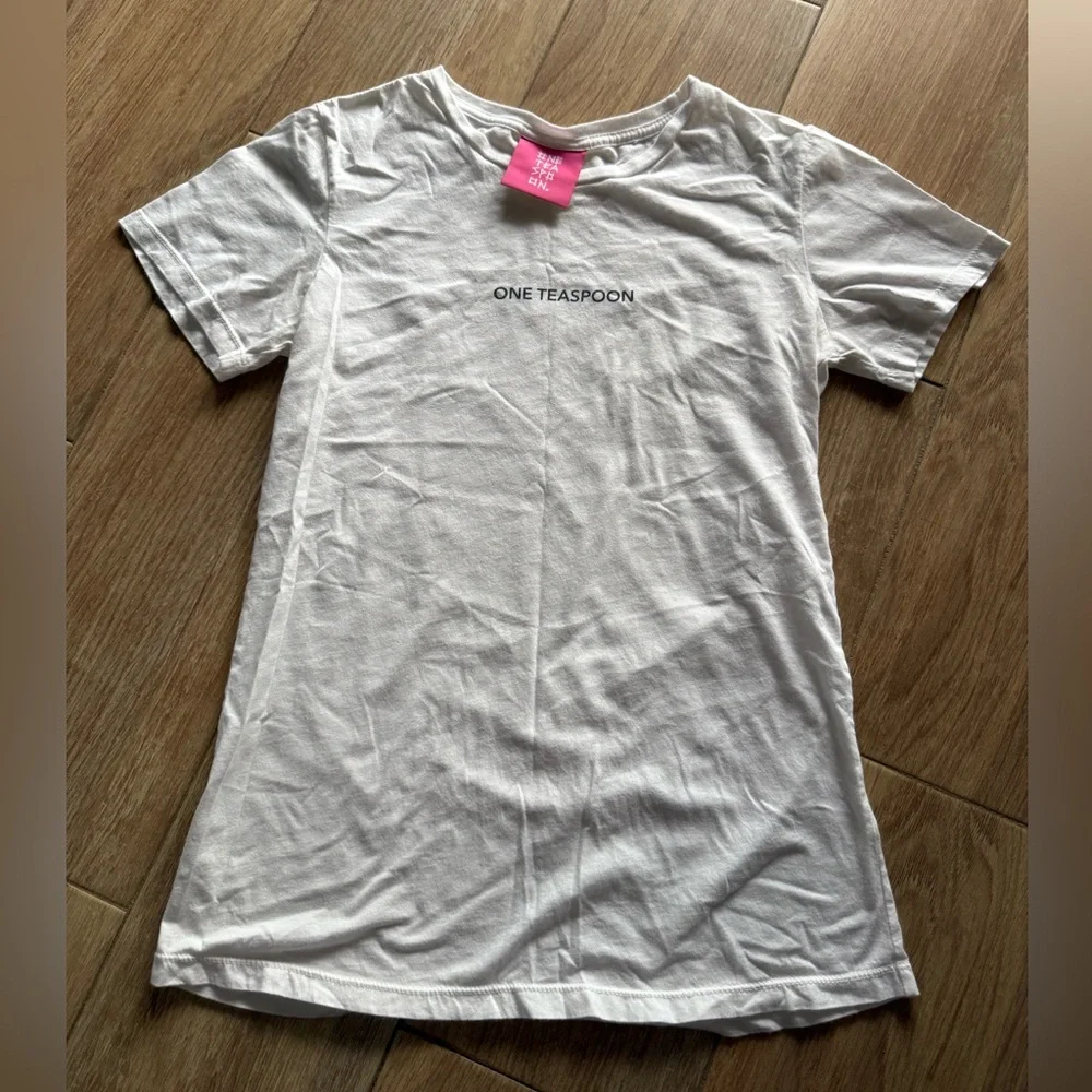 One Teaspoon White Graphic Tee - Picture 1 of 7